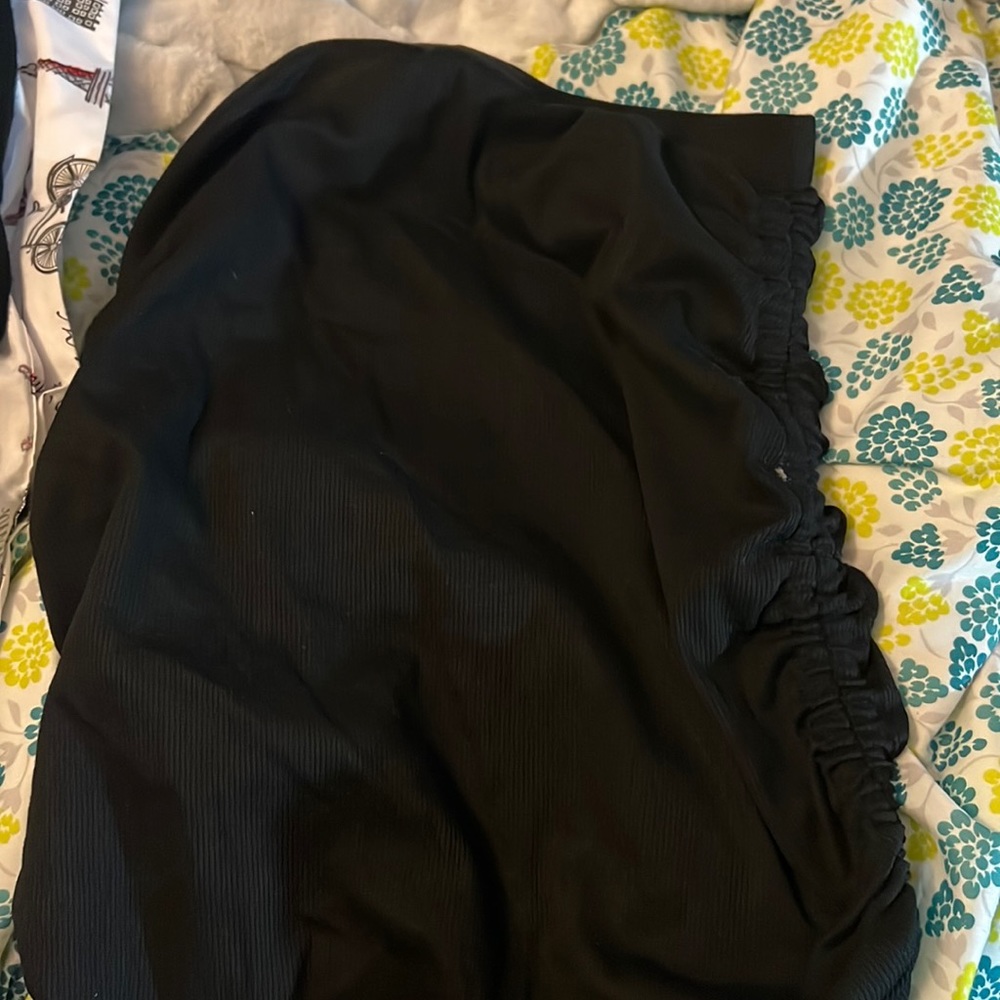 Tie up SHEIN black skirt